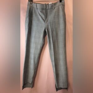 Zara Women's Classic Gray Cropped Checkered Pants